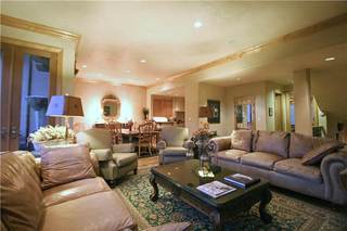 Hotel Owl Creek