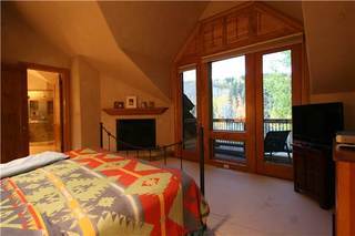 Hotel Owl Creek *